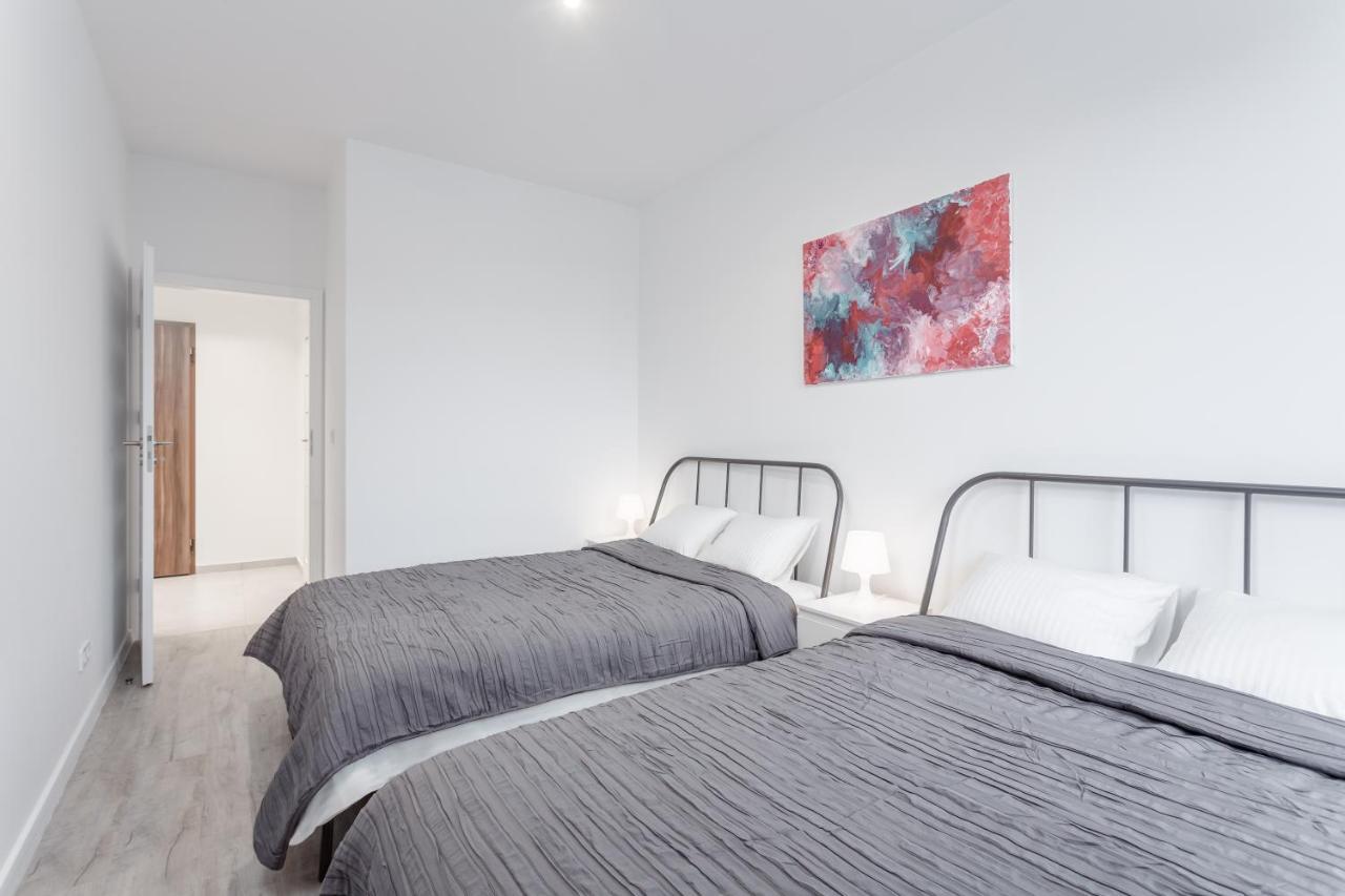 Chill Apartments Family Apartments Warsaw Ngoại thất bức ảnh