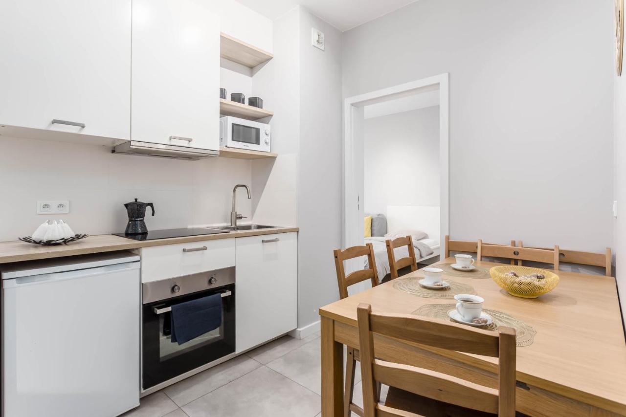 Chill Apartments Family Apartments Warsaw Ngoại thất bức ảnh