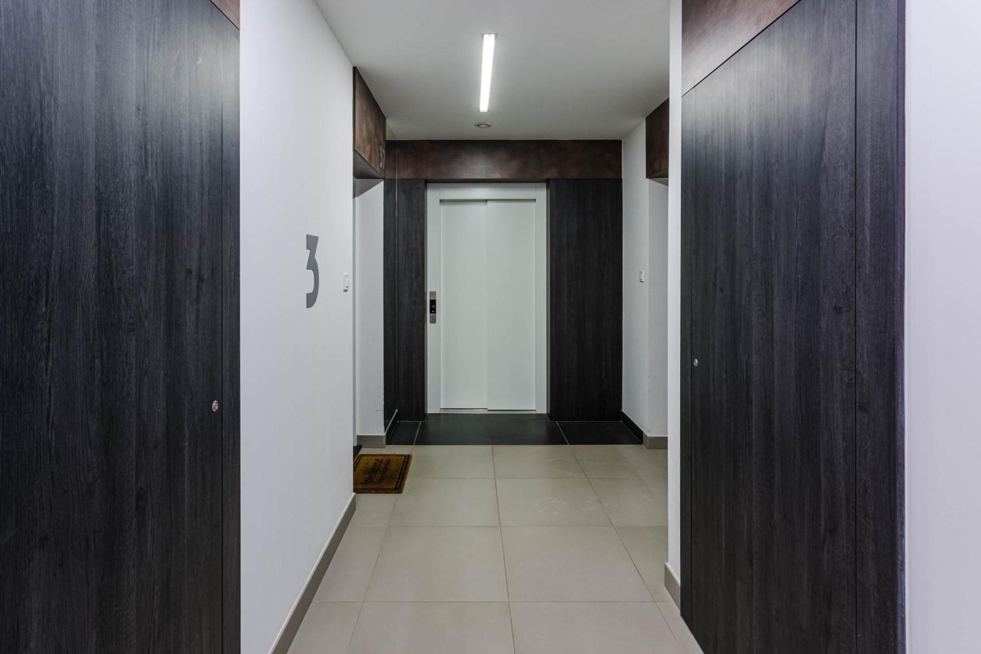 Chill Apartments Family Apartments Warsaw Ngoại thất bức ảnh